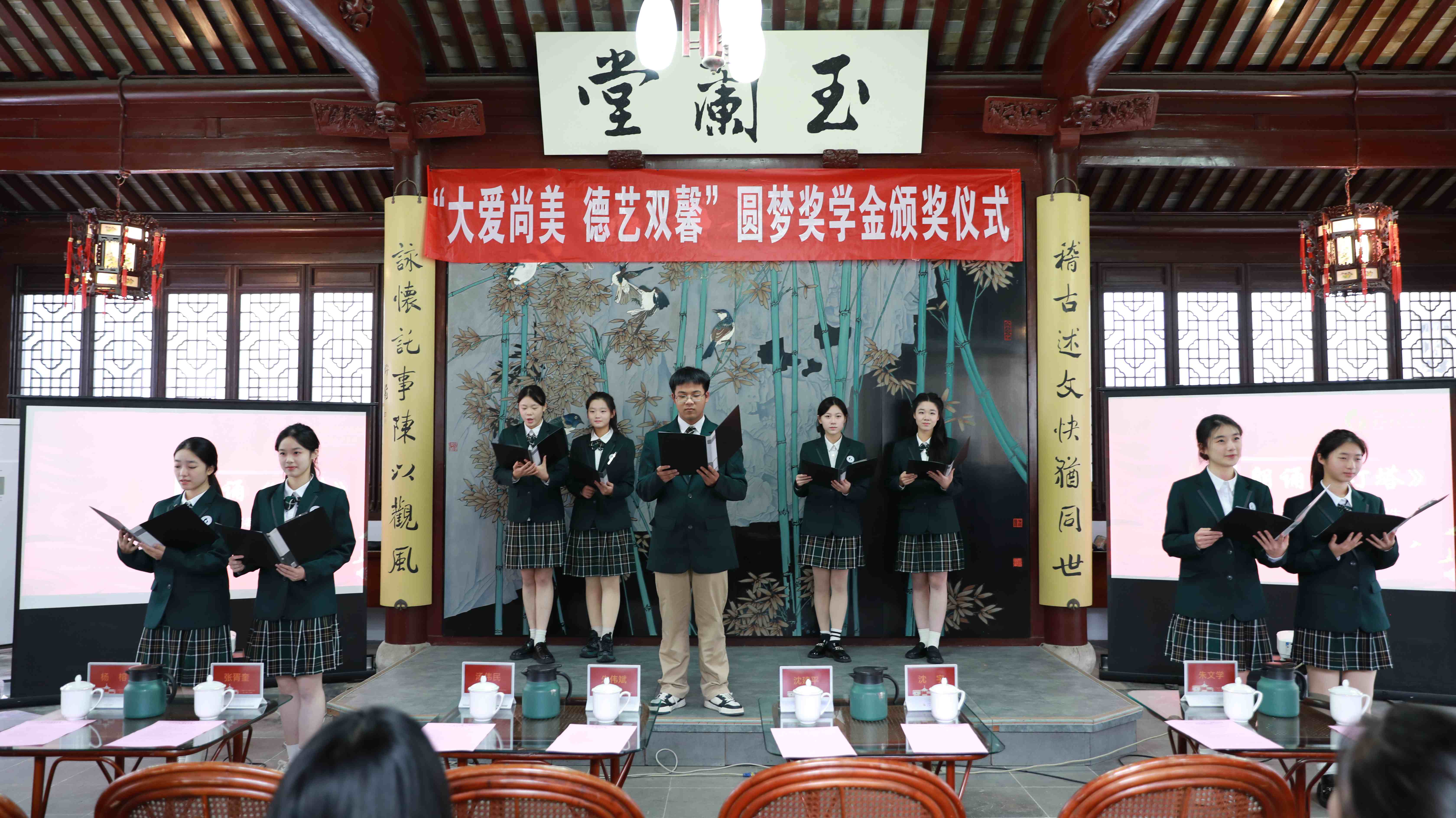 1763102625652619.jpg 5I8A1023.jpg