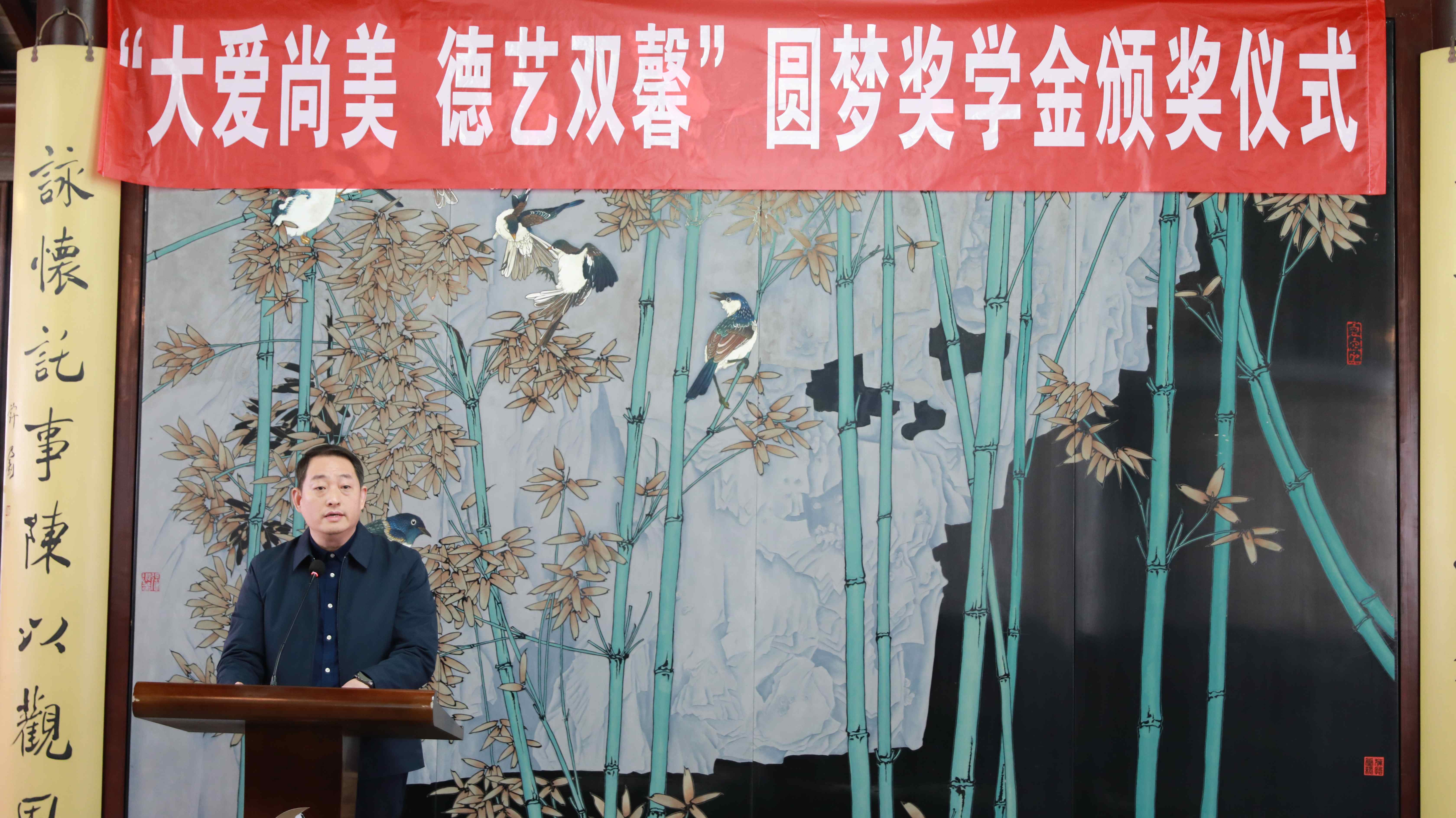 1763102728115350.jpg 5I8A1149.jpg